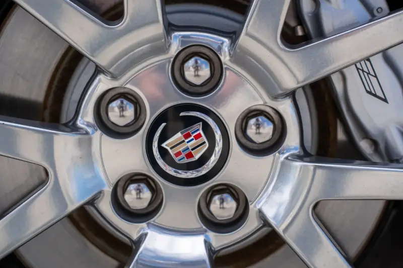 2010 Cadillac CTS-V Sedan photo 35