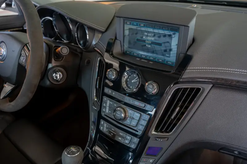 2010 Cadillac CTS-V Sedan photo 27