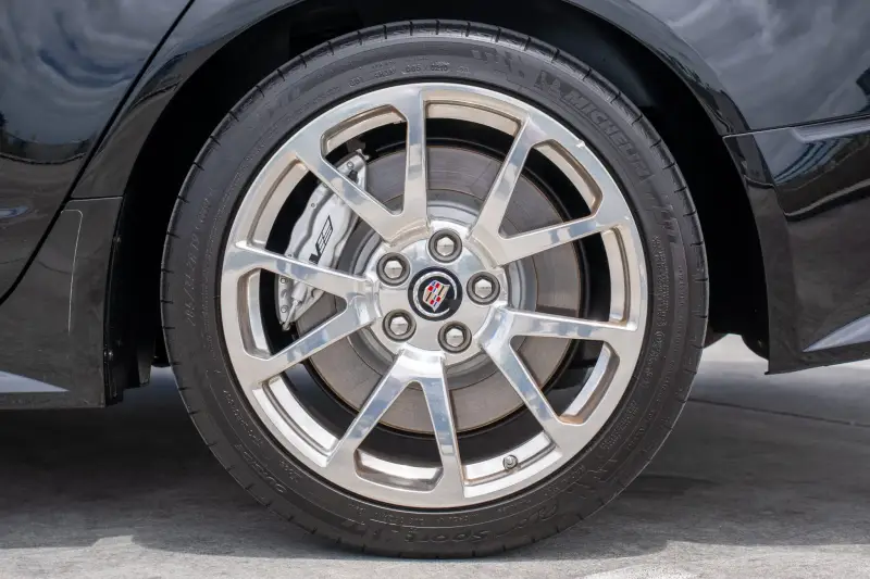 2010 Cadillac CTS-V Sedan photo 53
