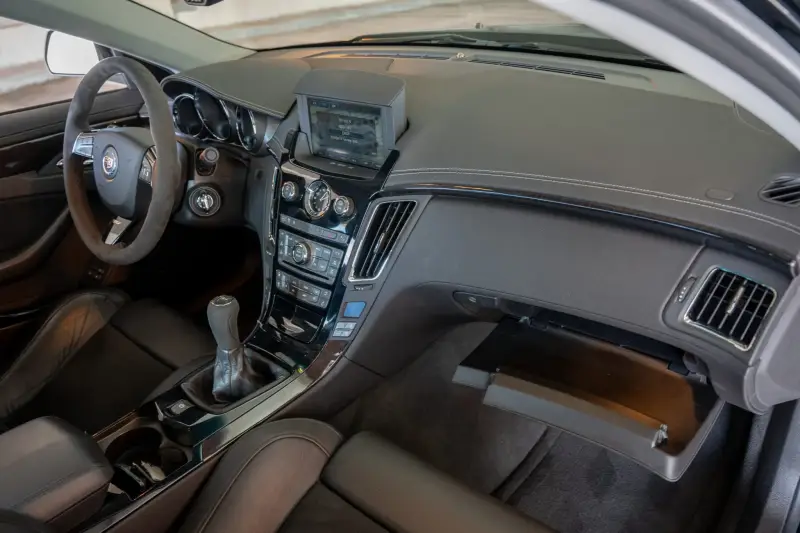 2010 Cadillac CTS-V Sedan photo 73