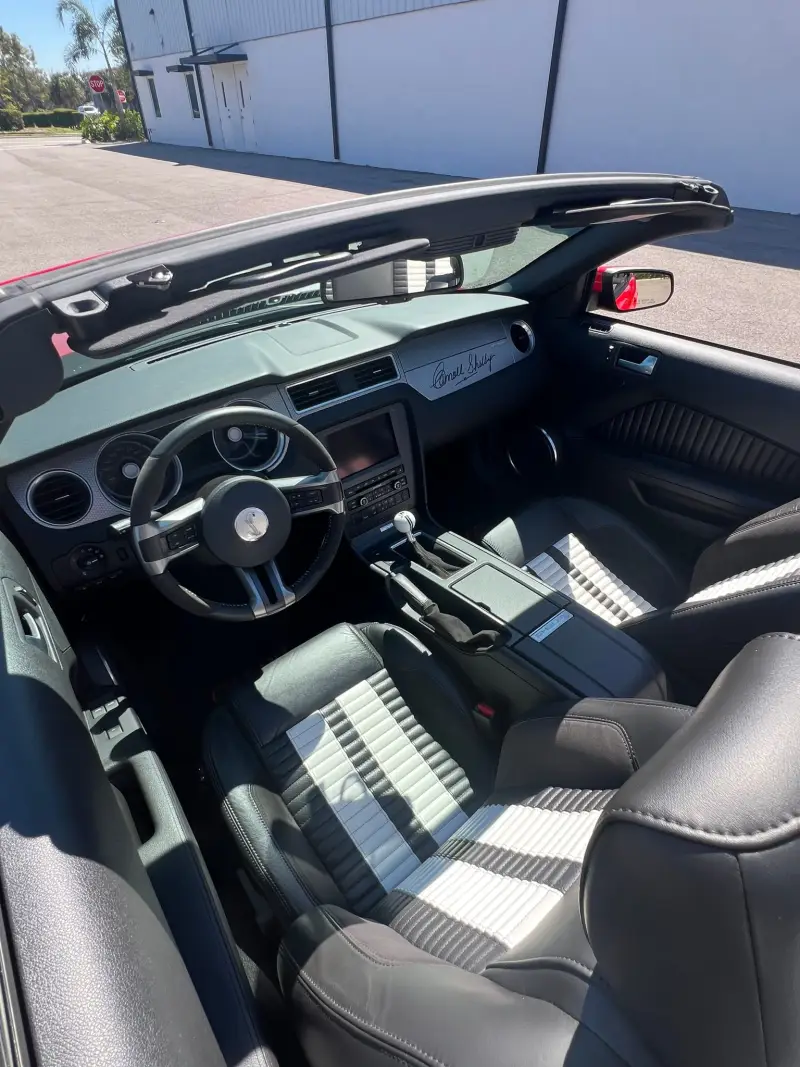 2010 Ford Mustang Shelby GT500 Convertible photo 47