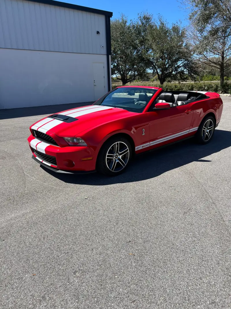 2010 Ford Mustang Shelby GT500 Convertible photo 40