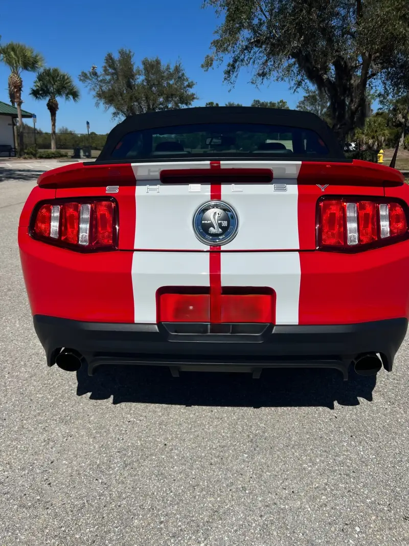 2010 Ford Mustang Shelby GT500 Convertible photo 16