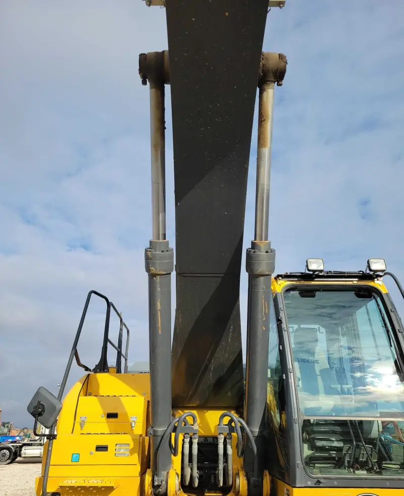 2017 John Deere 350G LC photo 9