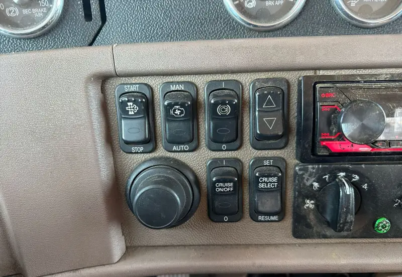 2014 Peterbilt 389K photo 53